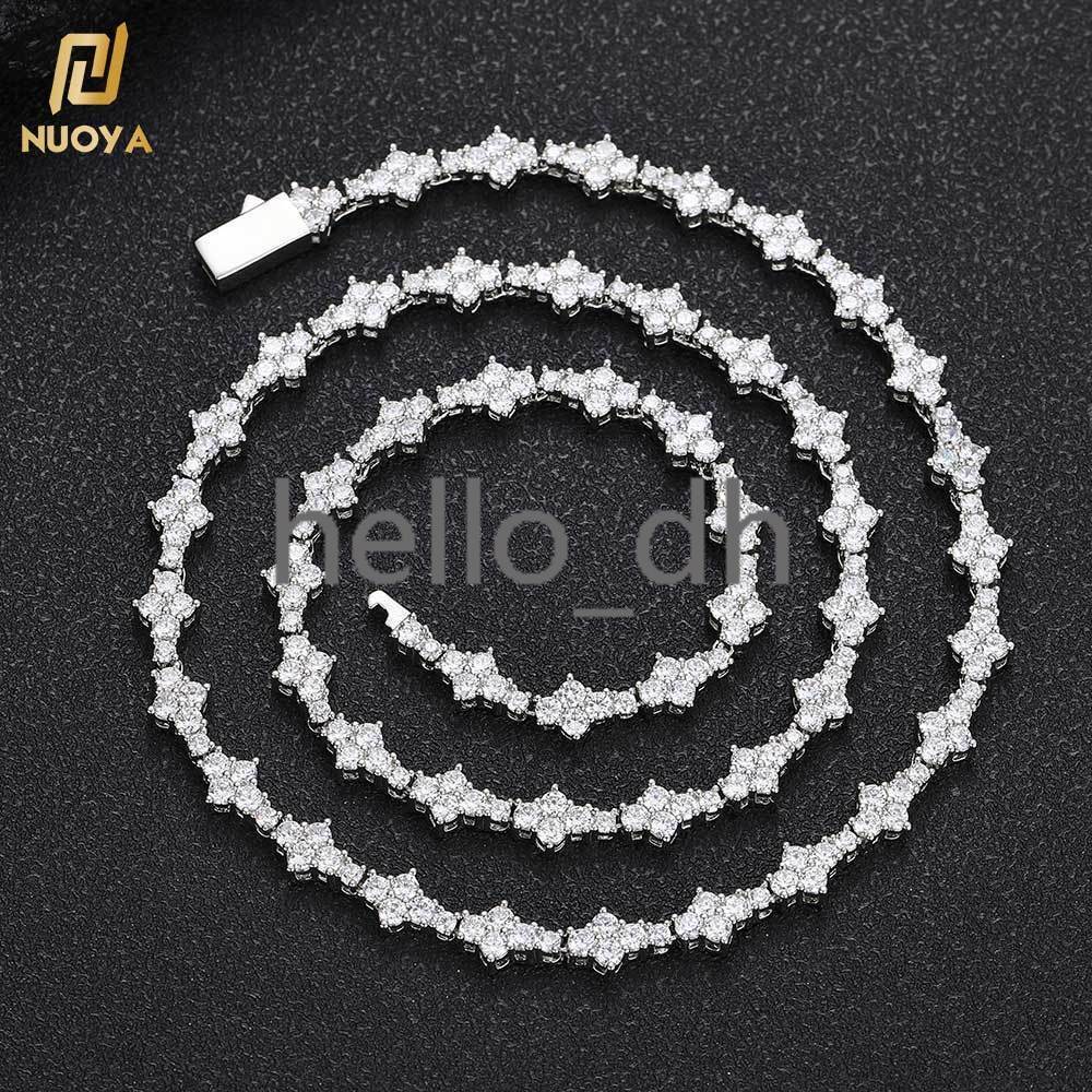 Nouvelle arrivée en laiton de chaîne de tennis en argent de 6,5 mm avec un collier de chaîne de tennis en forme de fleur de fleur bling pour les