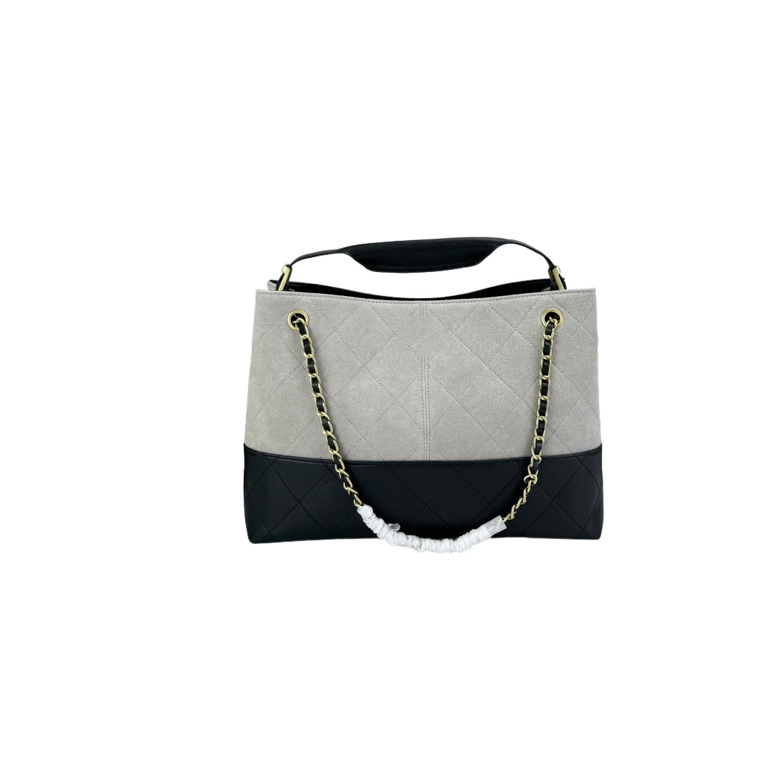 New designer handbag, can be worn over the shoulder or carried by hand, compact single-shoulder organizer, durable design suitable for daily commuti