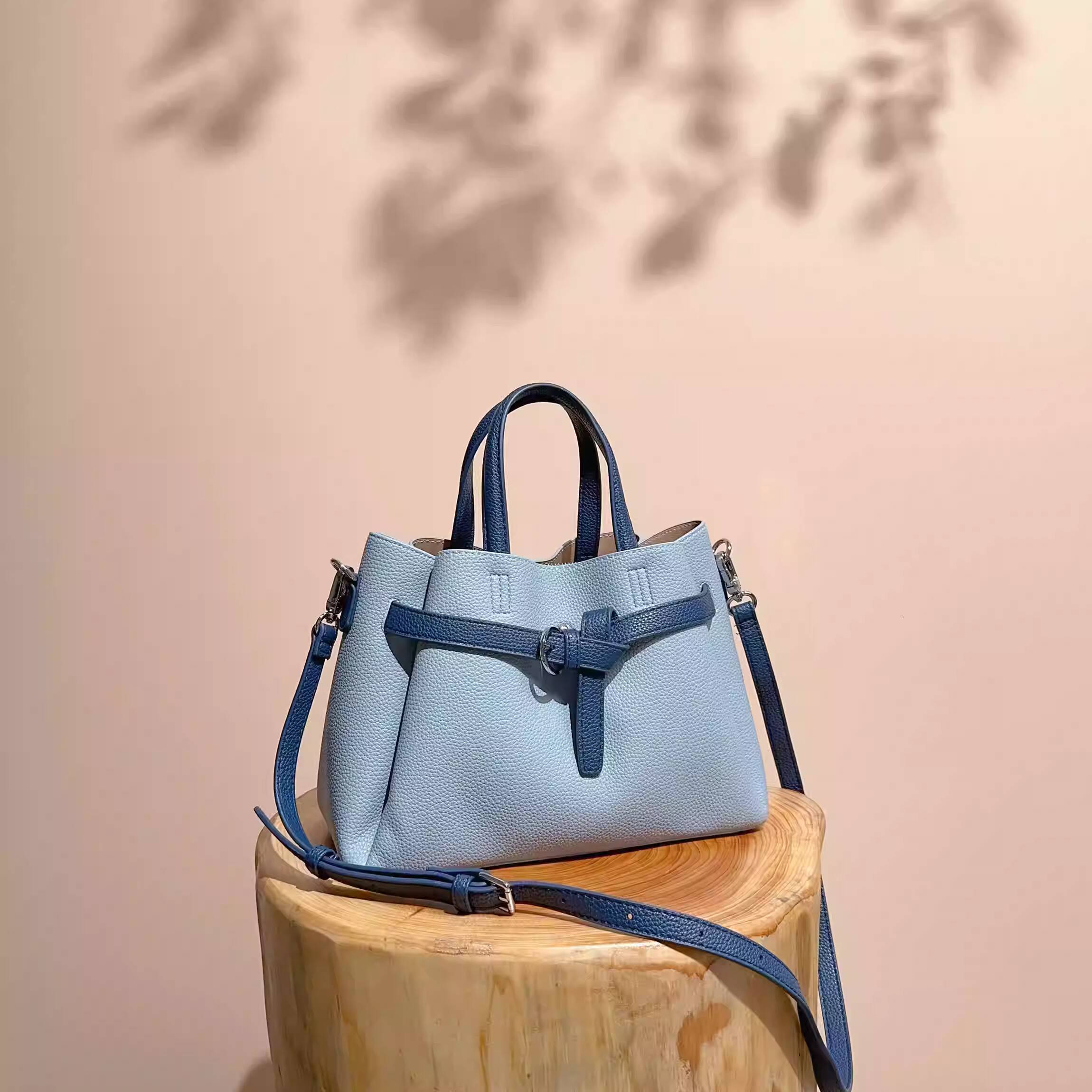 Free Shipping Designer New Urban Minimalist Women's Shoulder Bag Fashion New Luxury Commuting Handbag Chinese Style Tote Bag