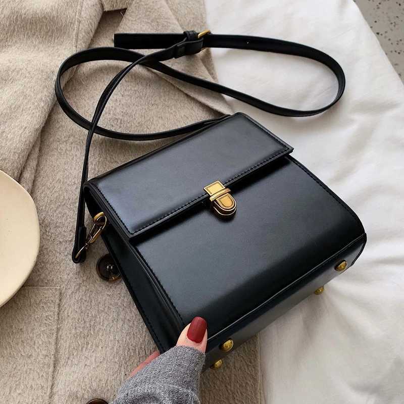Pure Color Womens Shoulder Bag 2025 Autumn New Vintage Lux Mini Square Bag Ladies Designer Crossbody Purses Texture Bolsa Femme XJ250821