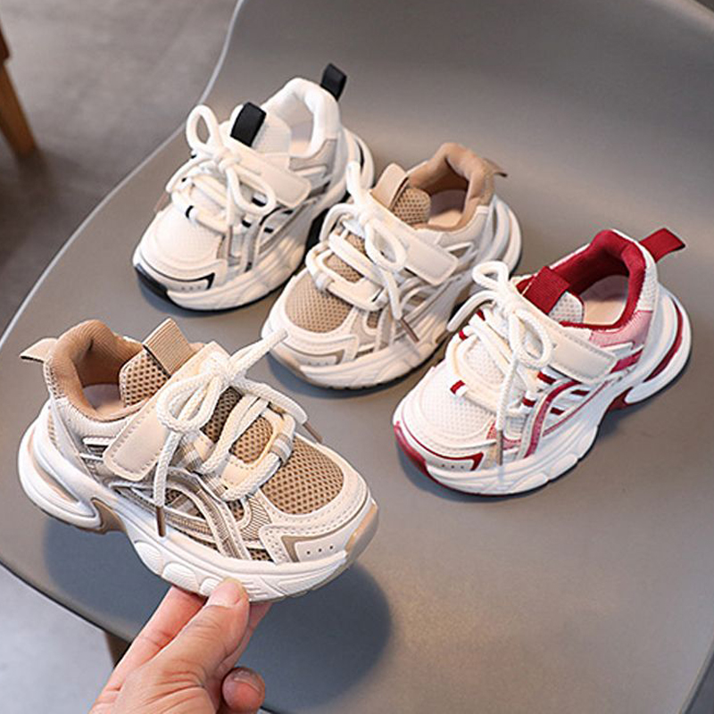 Les petites chaussures blanches du garçon printemps et automne en mailles enfants chaussures de course décontractées Walkfashion pour enfants bas