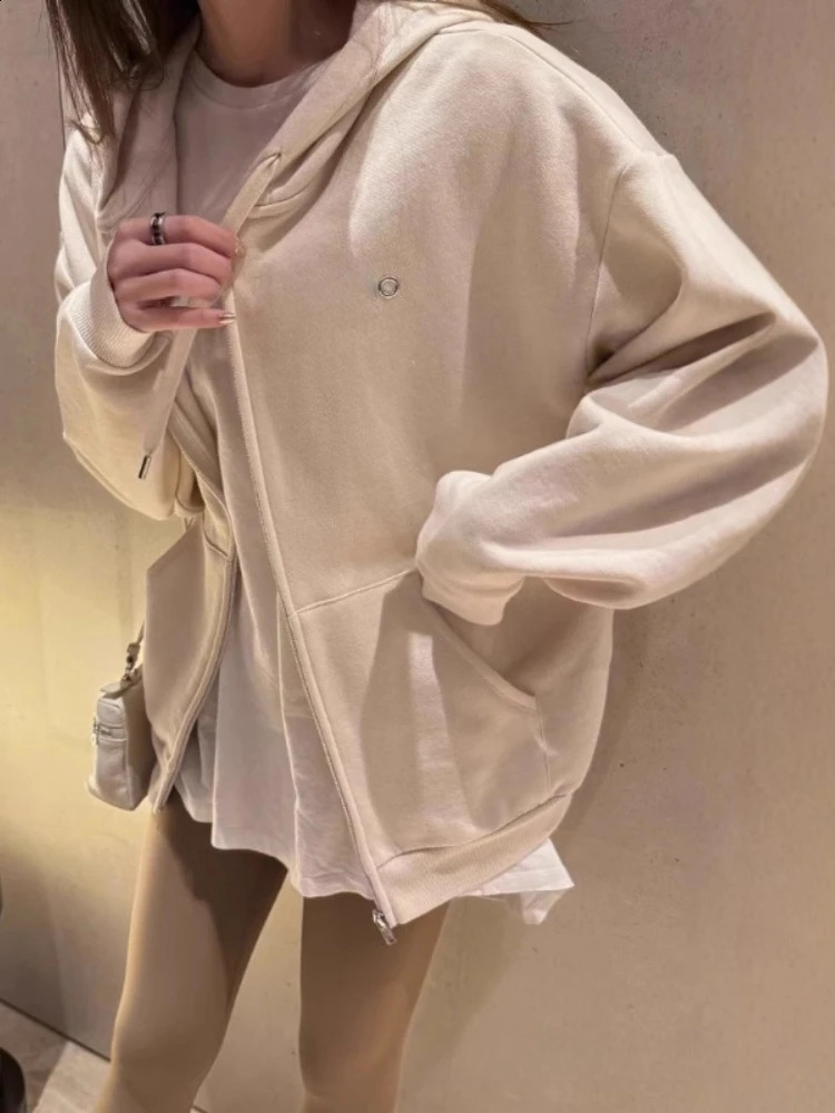 Autumn Drawstring Hooded Zipper Hooded Casual Fashion Loose Oat Colored Versatile Hoodie Simple Loose Long Sleeves Jacket 250820