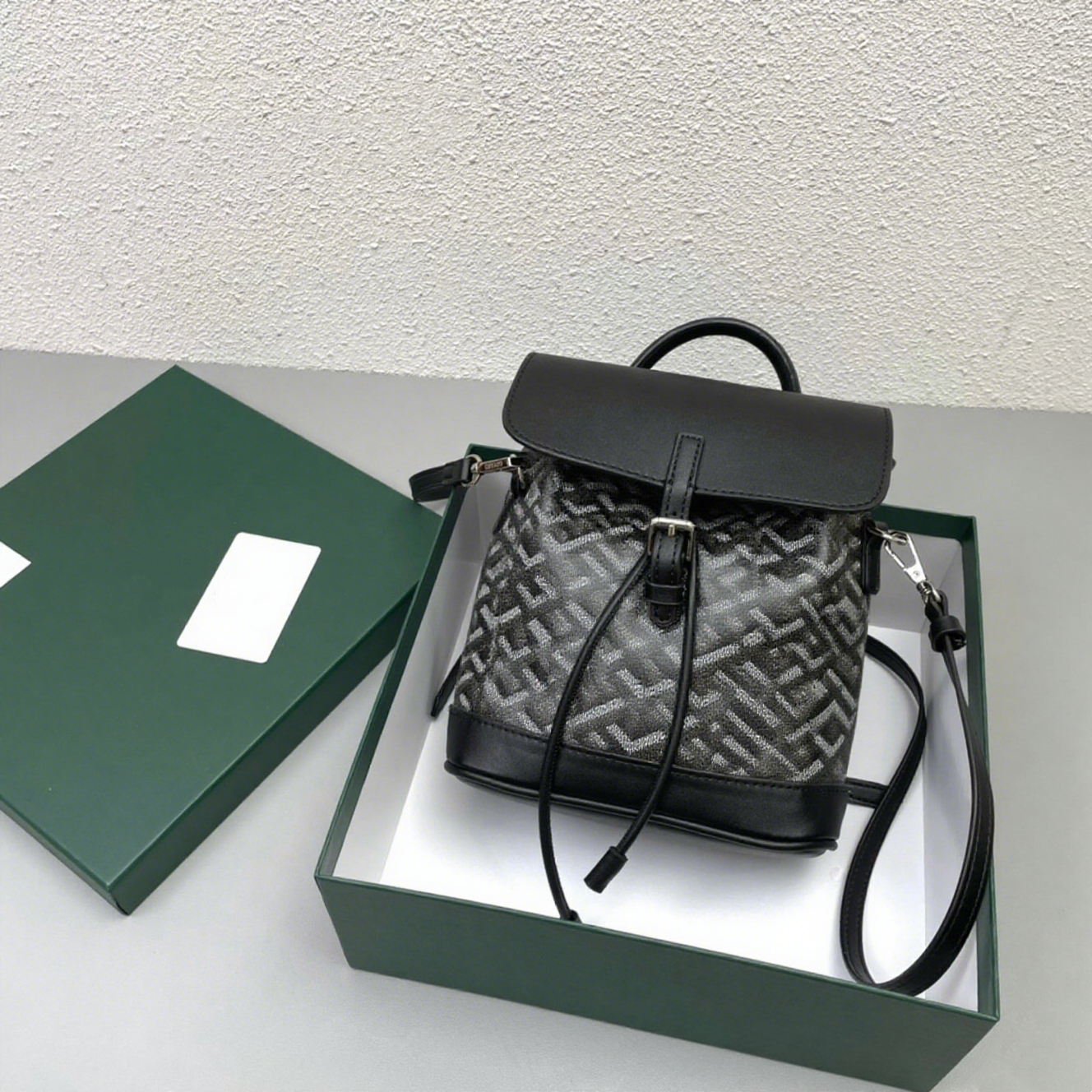 Alpin Luxury Design Sac à dos hommes femmes Fashion Business Cuir à cordon Sac à dos Sac de voyage grande capacité