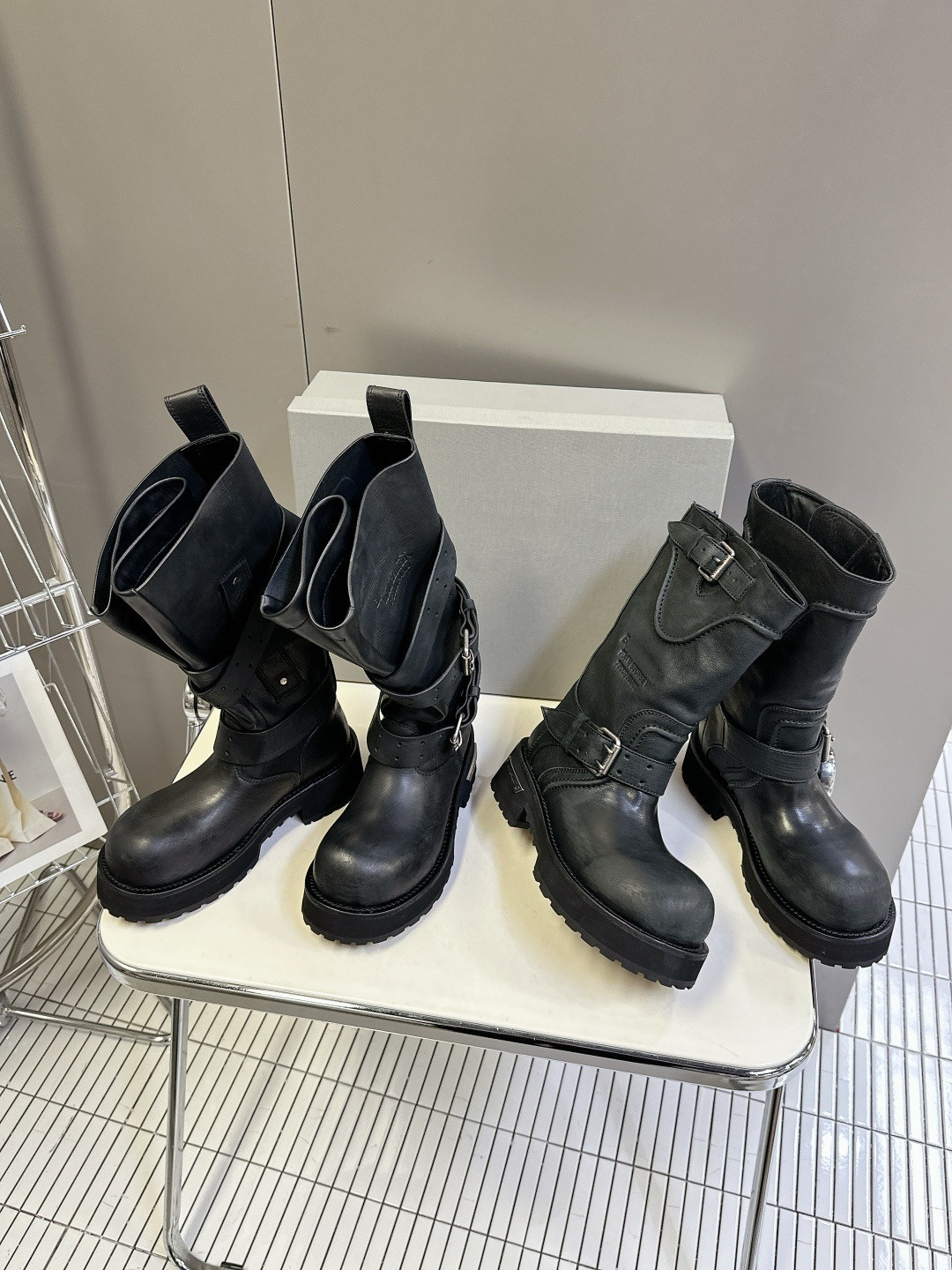 Designer de qualité supérieure hommes et femmes bottes en cuir à la mode des bottes de style en cuir véritable en cuir