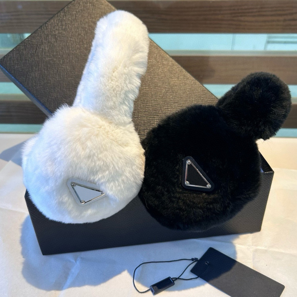 ug Muffs Warm Plush Fashionable Pure Color Black White Designer lady's earmuffs - winter plush outdoor earmuffs Luxury brand earplugs for warmt