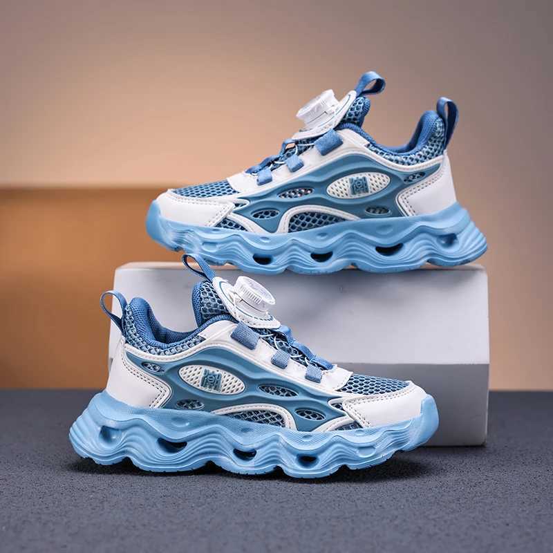 Chaussures de sport pour enfants Summer Nouveau Mesh respirant High Elastic Mamdiage Soft Sole Rotation Rotating Kids Chaussures pour garçons W25