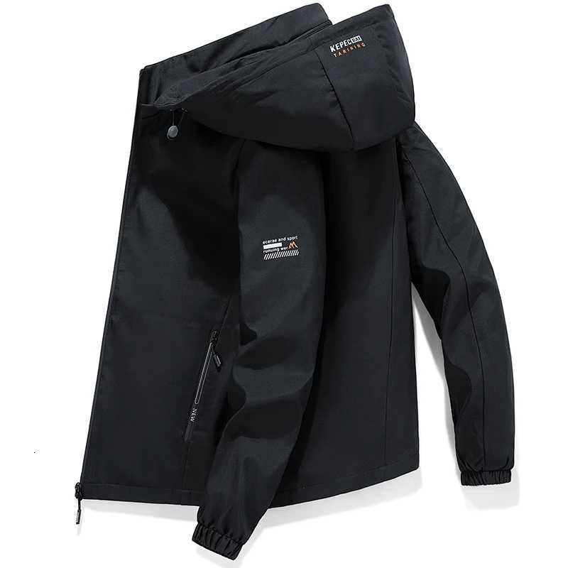2025 Mens Jacket New Jacket Spring and Autumn American Slim Fit Trendy Brand Heavyweight Hooded Workwear Casual Assault Jacket W250821