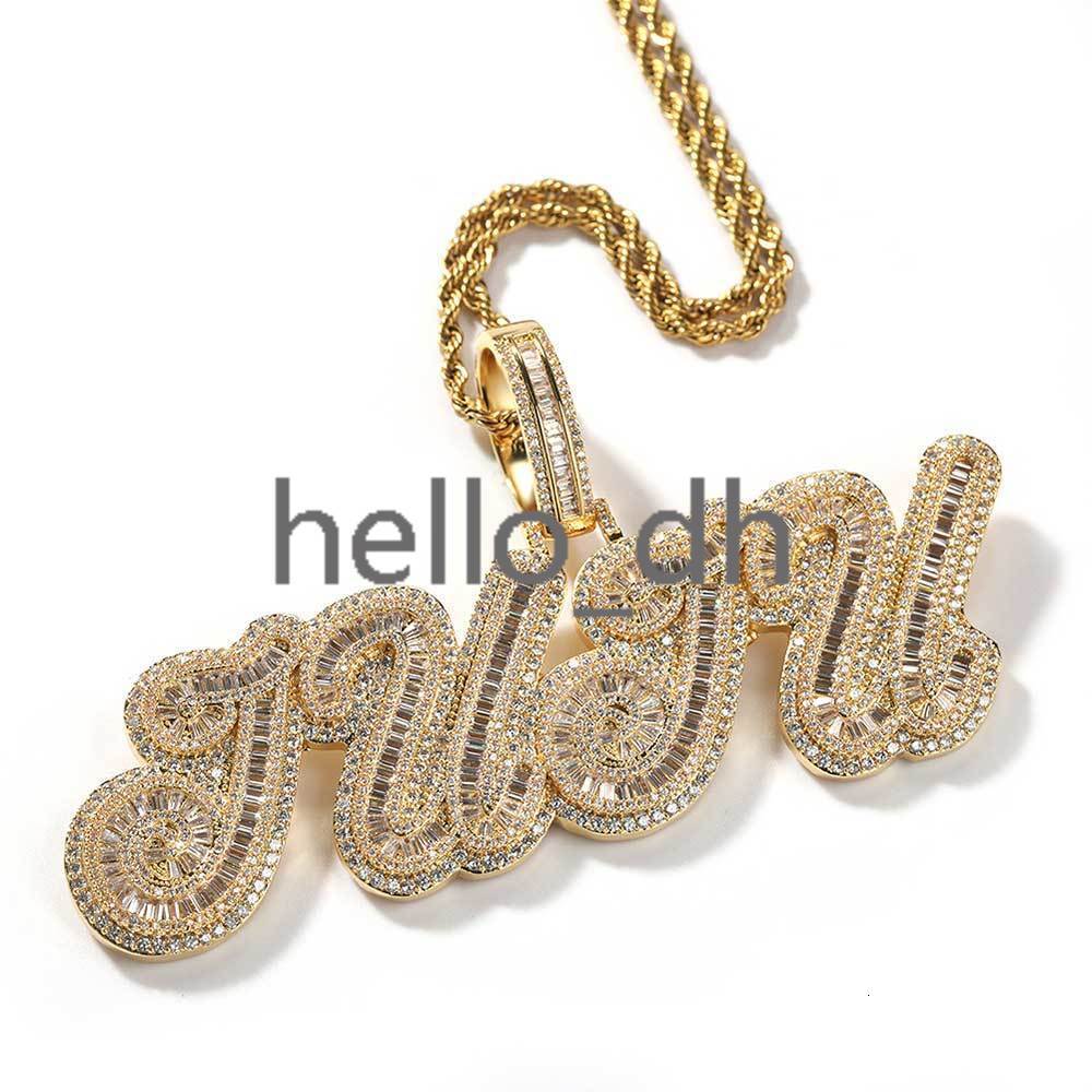 Nouveau pendentif de lettre de nom de nom de nom personnalisé à l'arrivée avec collier de pendentif fin à la pierre de la pierre de la pierre à c
