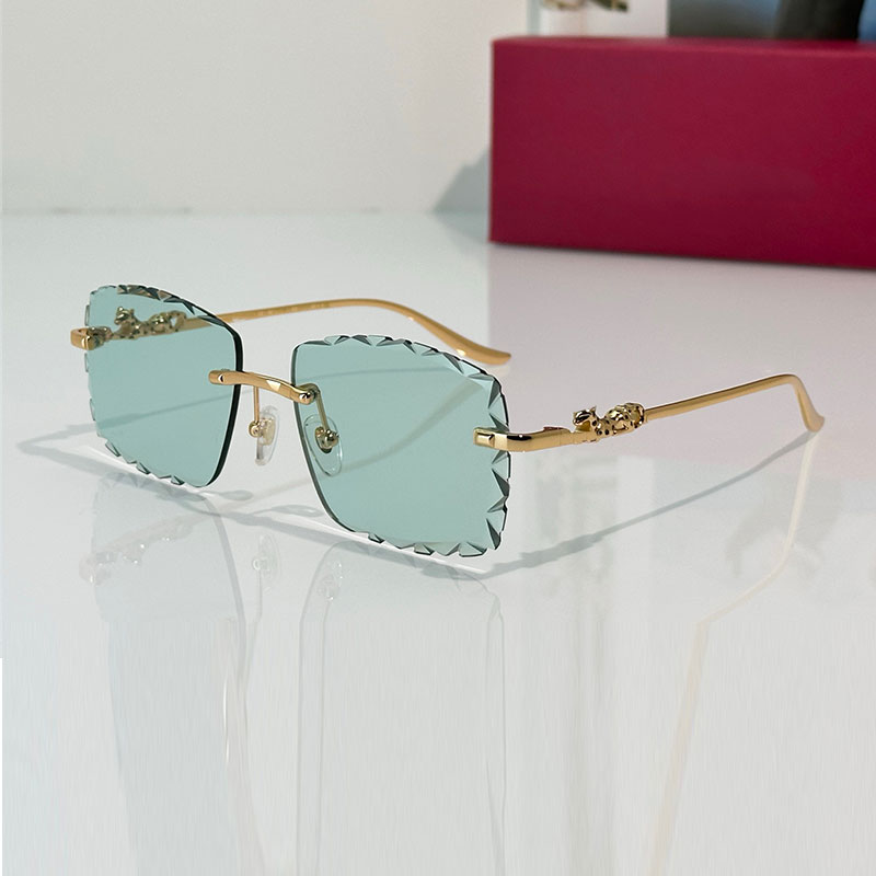 Nouvelles lunettes de soleil sans cadre.