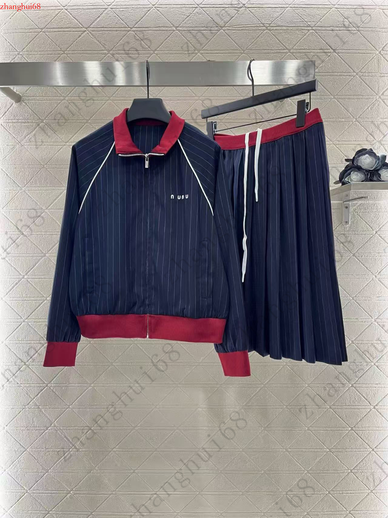 2025 New Back-to-School Season Women's Designer Jacket and Skirt Set College Style Fine Striped Letter Print Design High-Quality Women's T