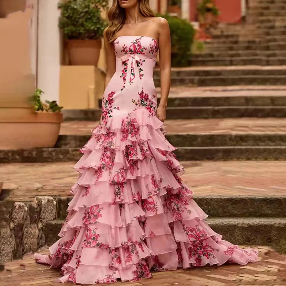 2026 Modest Pink Formal Evening Dress Strapless Sleeveless Flower Print Tiered Chiffon Long Mermaid Prom Pageant Party Gowns Birthday Robe De Soi