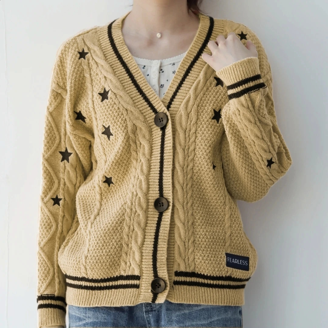 Spring Fearless Inpsired Butterfly Embroidery Folklore Cardigan Women Kawaii Sweater Outsuit Loose Fit Knitted Cardigan Female250820