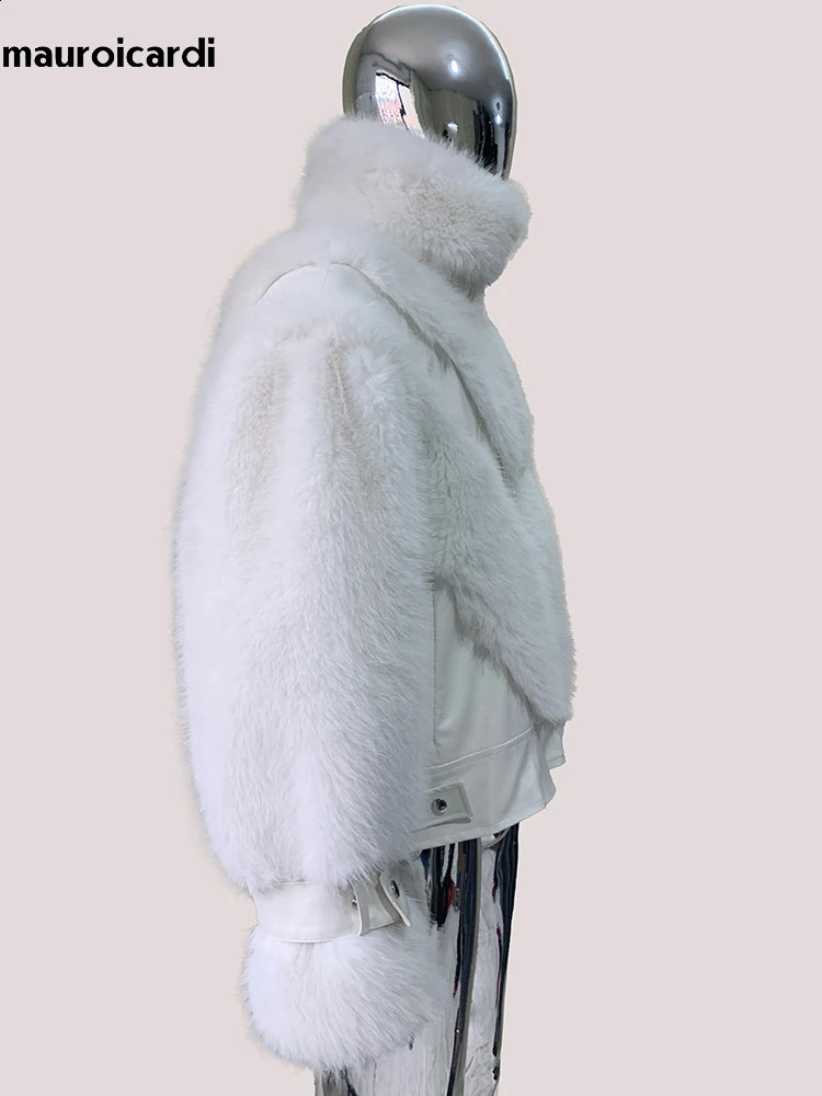 Mauroicardi Autumn Winter Short Thick Warm White Pu Leather Patchwork Faux Fur Coat Men Stand Collar Zip Up Fluffy Jacket 250818
