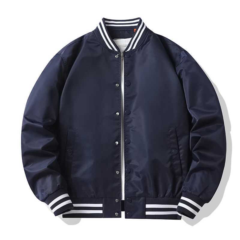 Veste universitaire pour hommes et automne couleur coréenne Fashion Fashion Baseball Uniform Couple de bombardier étanche à vent en vent W250821