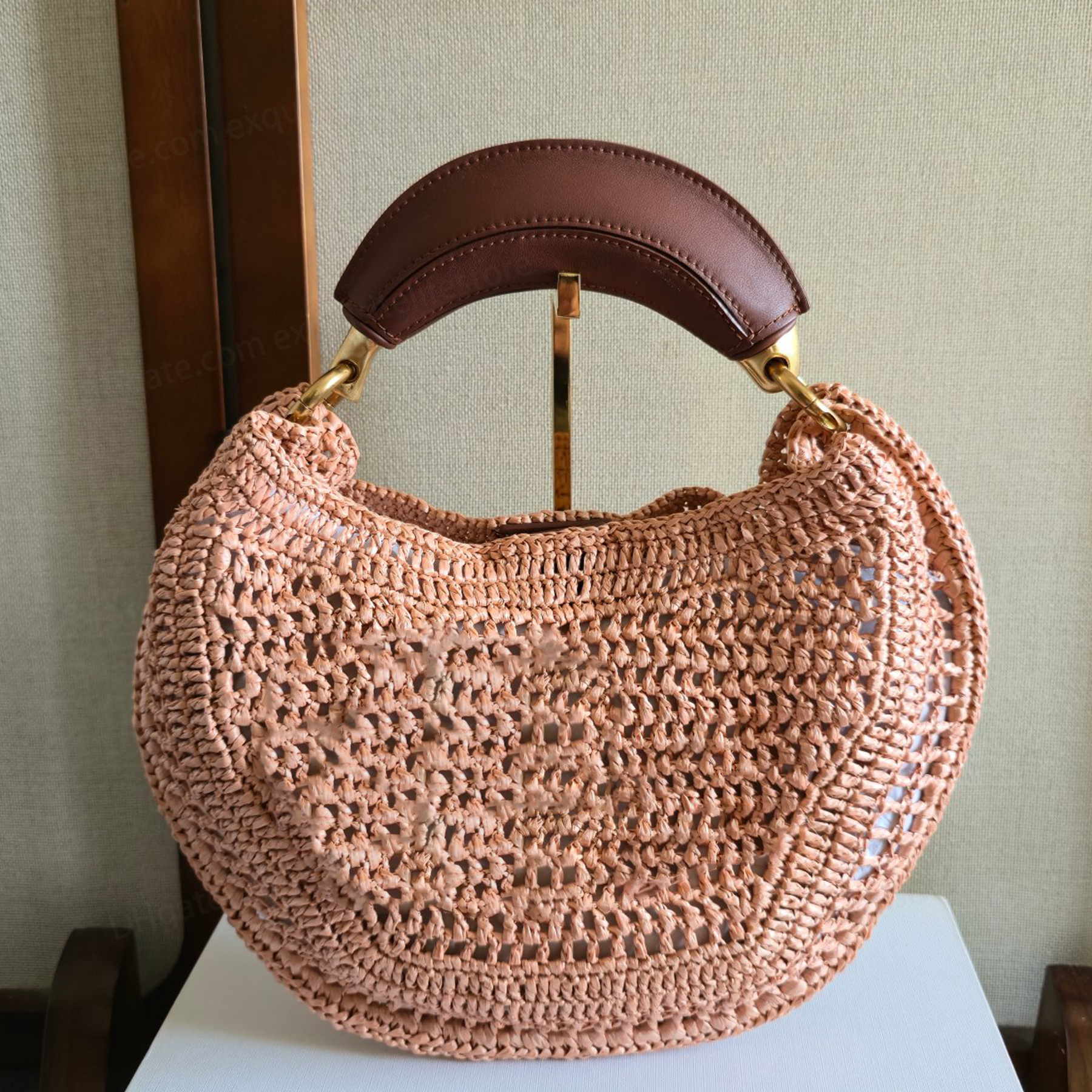 New 10A Summer Banana Hobo In Straw Luxury Designer Genuine Leather Golden Hardware Shoulder Bag Magnetic Closure Handbag Fashion Women Casual Shopp