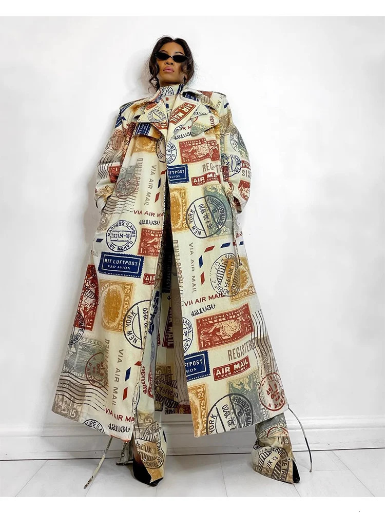 Femmes surdimensionnées Trench Coat Scrawl imprimées à collier long Collière Reraft Poches Poches de streetwear Veste de manteau de manteau 25082
