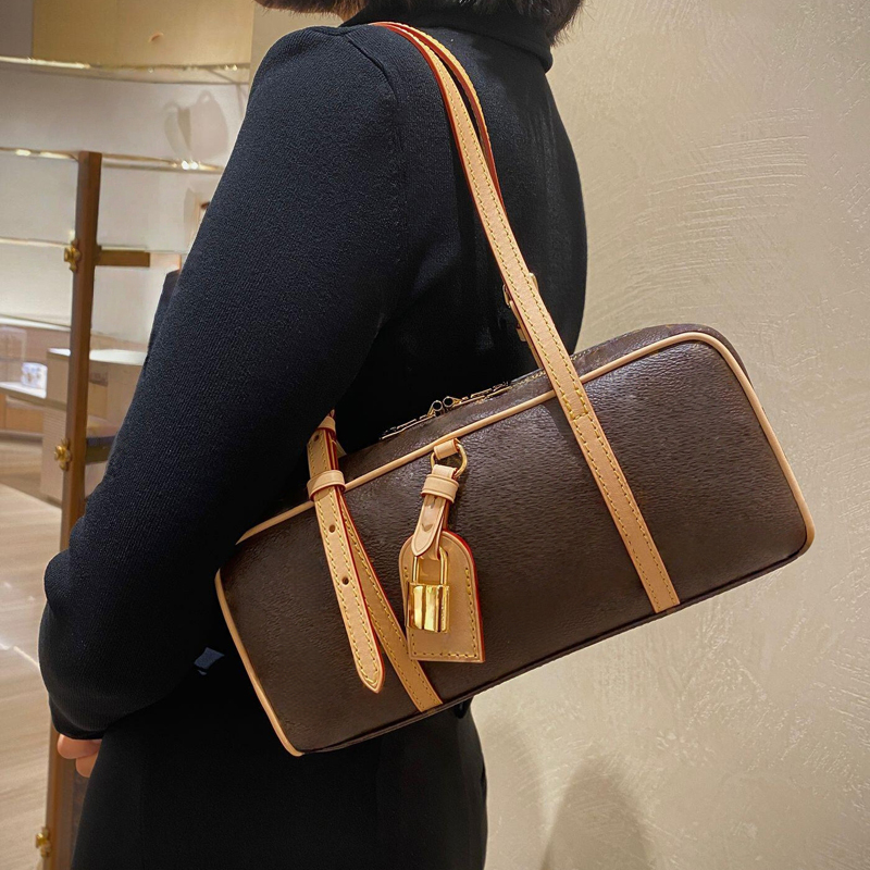 Super 10A Mirror Quality Femal's Makeup Making Sac Mode Aaisset Sac épaule Baguette Sac de bowling décontracté sac à main