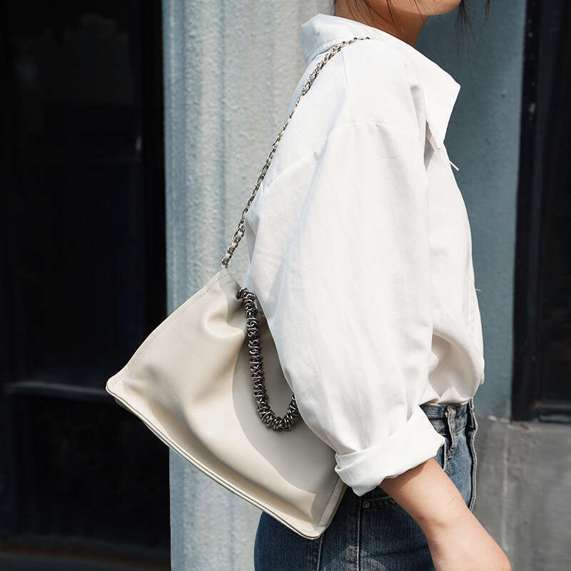 Luxury bag New Niche Cowhide Cloud Genuine Leather Pleated High end Handbag Crossbody Bag for Women