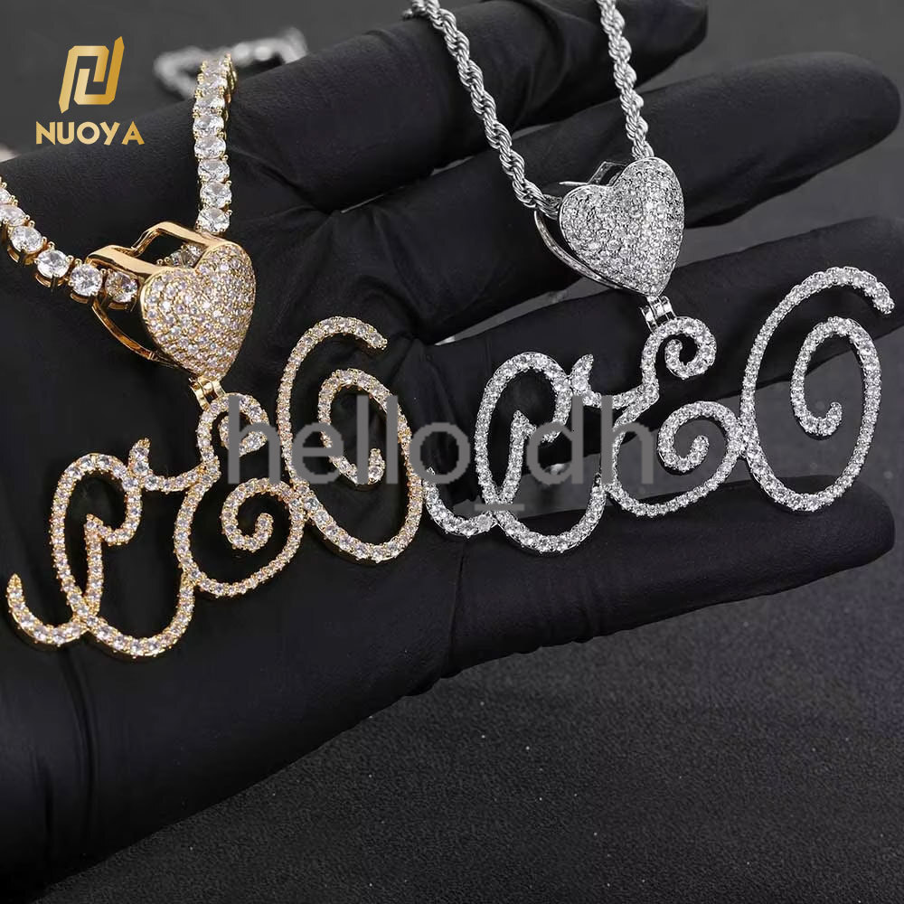 Lettre hip hop épissant le pendentif personnalisé en or blanc plaqué glacé collier de pendentif Moisanite pour les femmes