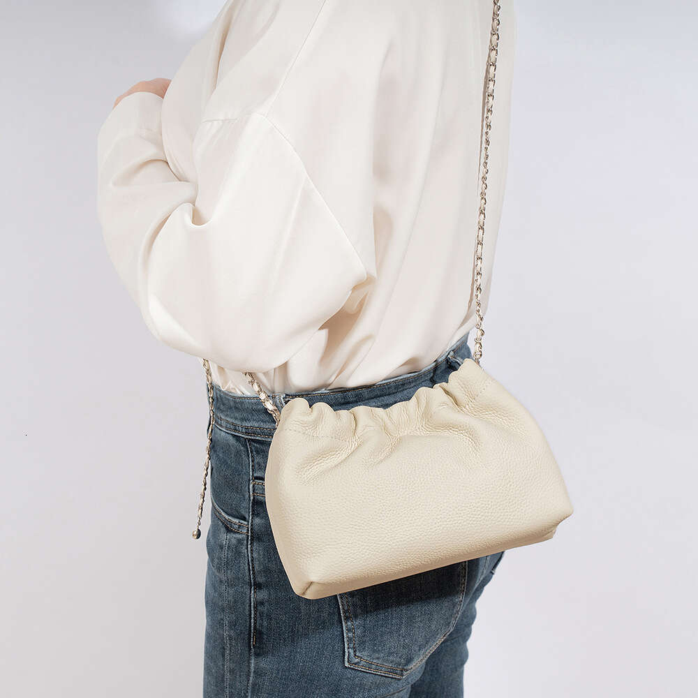 Women's Genuine Leather Small Crossbody with Unique Design, Summer New Soft Cowhide Mini Cloud Bag, Portable Phone Bag designer wallet B5 B5