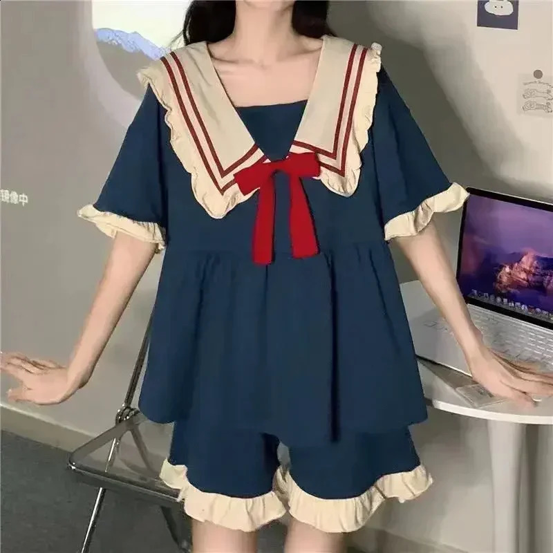 Princess Wind Pyjamas Sweet Femmes Home Wear Suit Doll Collar Girl Sleepingwear Kawaii Robe Solie Short Shorts à manches 2PCS Set250821