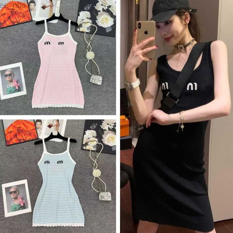 Robe de camisole noire pour les femmes en printemps et en été slim français et la lettre minceur des robes de gilet sans manches en jupe longue