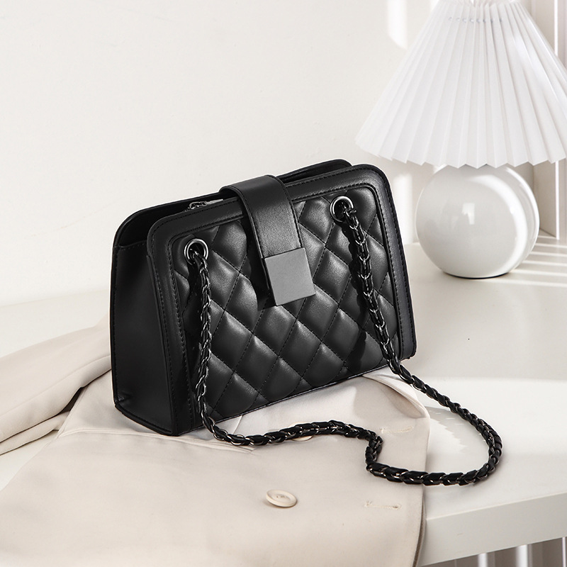 New Luxury Bagdesigner Free Shipping Trendy Versatile Quilted Chain Women's Shoulder Bag PU Large Capacity Minimalist Crossbody Small Square Ba