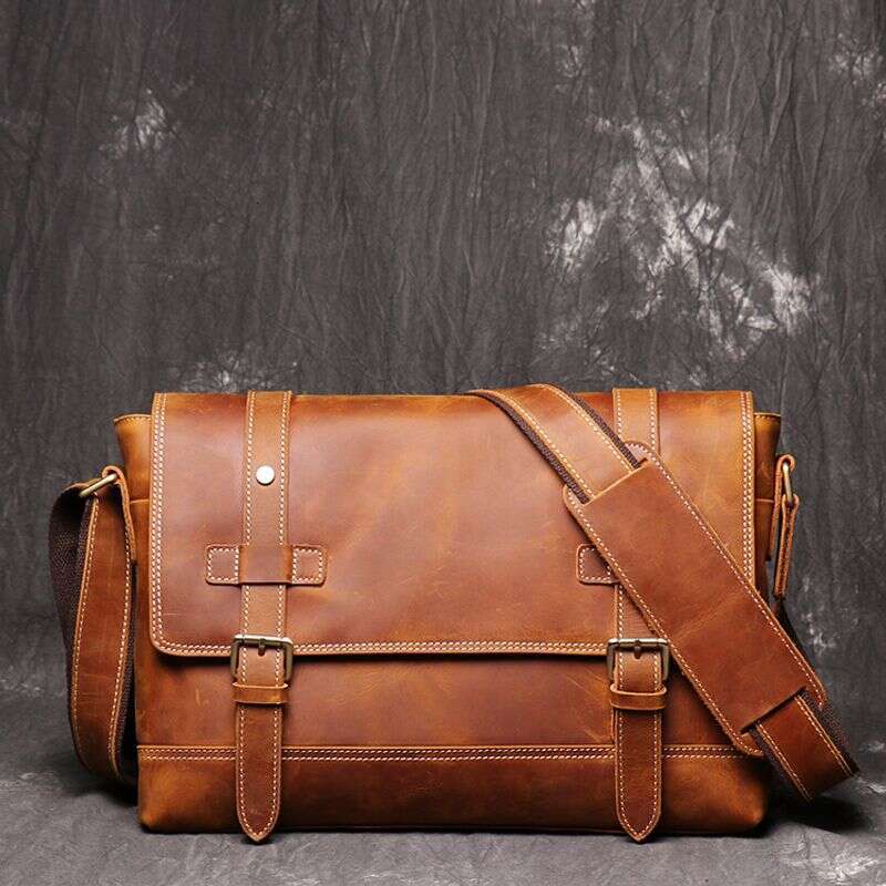 High end retro crazy horseskin men's crossbody genuine leather women's shoulder bag, large capacity, fashionable mailman bag