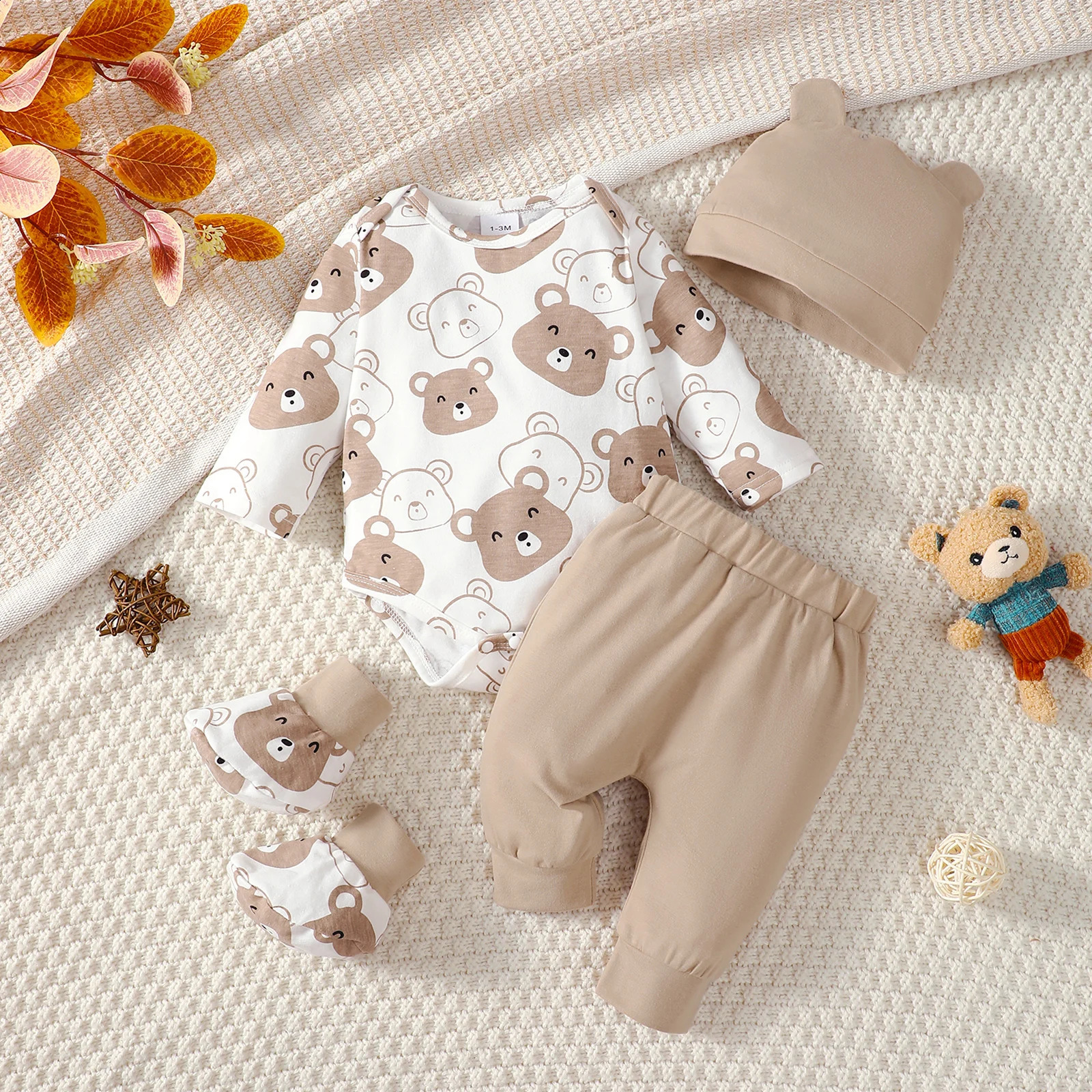 0-9 mois Baby Boy Set Little Bear à manches longues BodySuitPantShatsocks 4pcs / Set Baby Spring Automne Vêtements Born Set250821