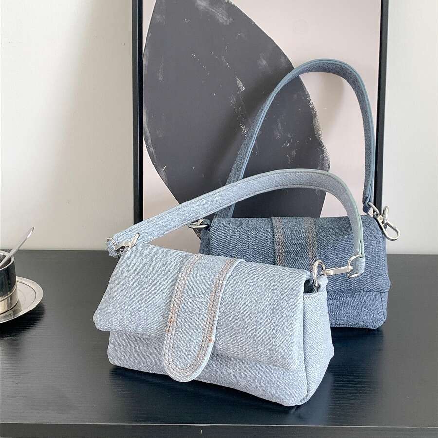 NOUVEAU DE DENIM COREAN DENIM Vintage Baguette épaule de la baguette Unique Design Pu Leather Underarm Sac pour femmes B5