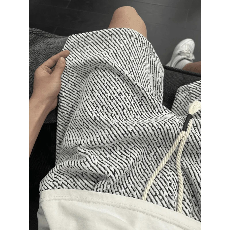Man Casual Walking Shorts Fashion Stripes Knee Length Knitting Comfortable Elastic Waist Loose Breathable Middle Pants 250822