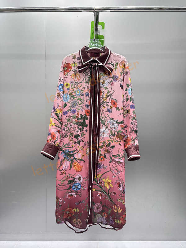 Robes décontractées de base Designer 2025 Automne Nouvelle robe imprimée Col de chemise de serre-serpe