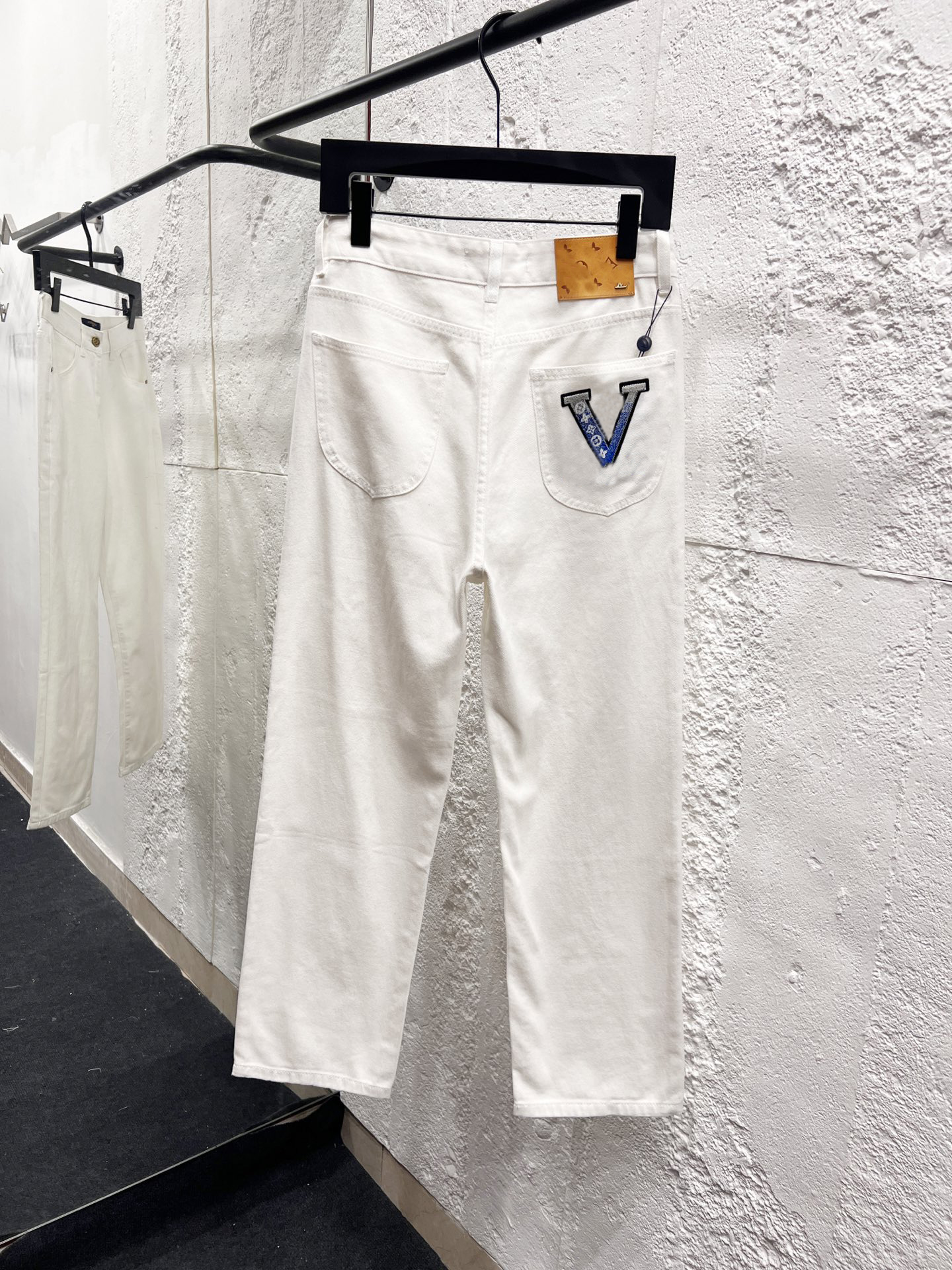 Designer de jeans masculin Pure coton lavé Cartoon Imprimé jeans pour hommes et femmes Styles Couleur blanc mince pantalon droit pour hommes à de
