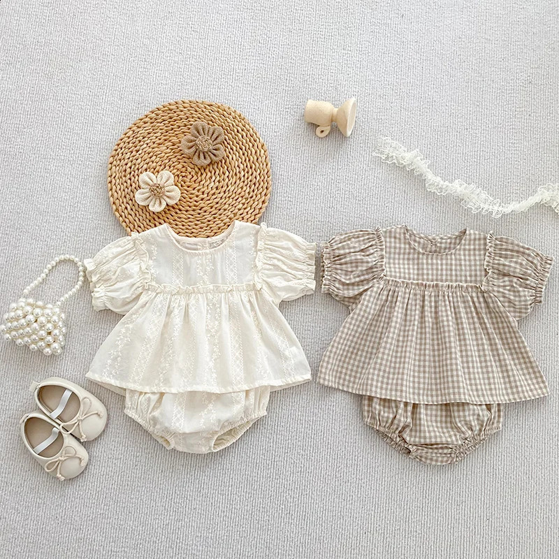 Girls Summer Fashion Set Childrens Embroidered Grid Puff Sleeve TopShorts Two Piece Cute Baby Girls Clothes Set Baby Clothes250821