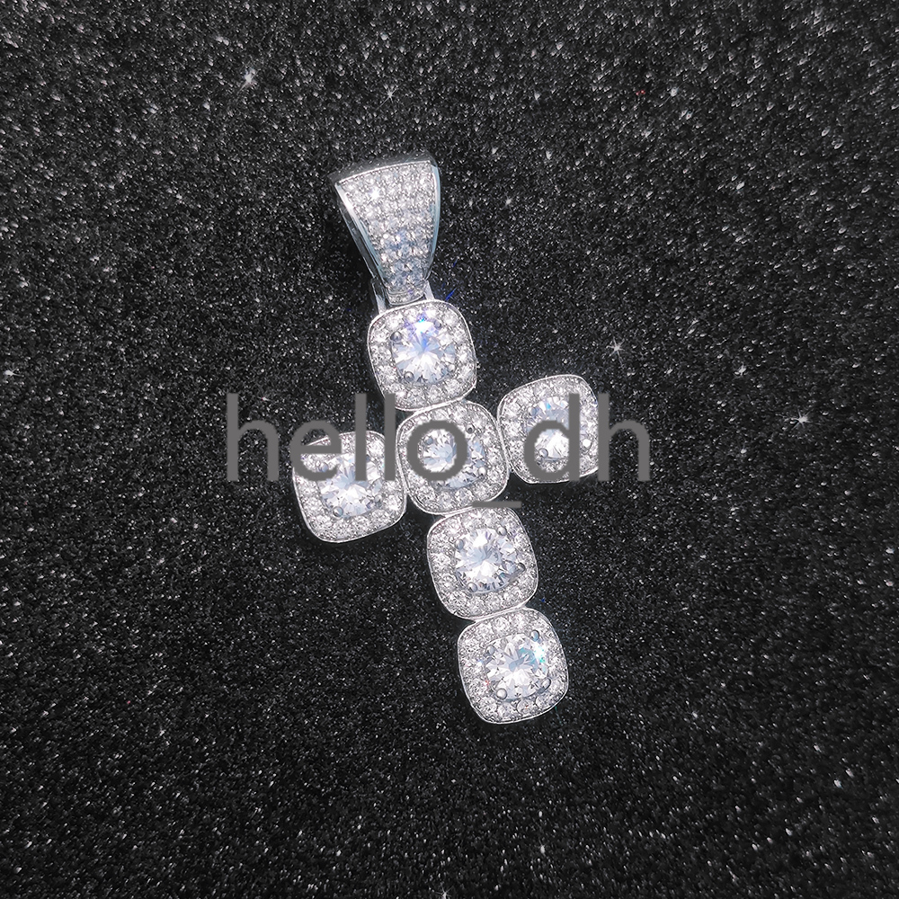 Hip Hop Large Size moissanite moissanite Cross Pendant Necklace Silver/Gold Plated Iced Out Pendant Cross Jewelry for Gift