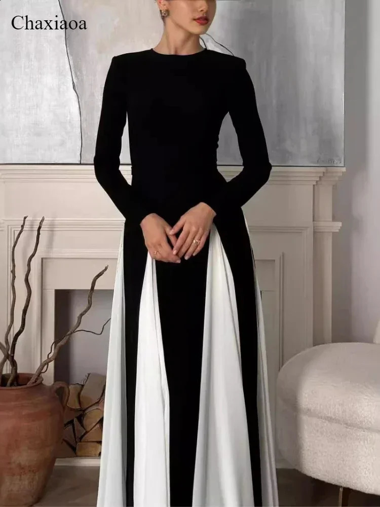 Chaxiaoa Elegant Black White Patchwork Maxi Dresses Women Fashion O-neck Long Sleeves Slim Dress Female Evening Party Robes 250822