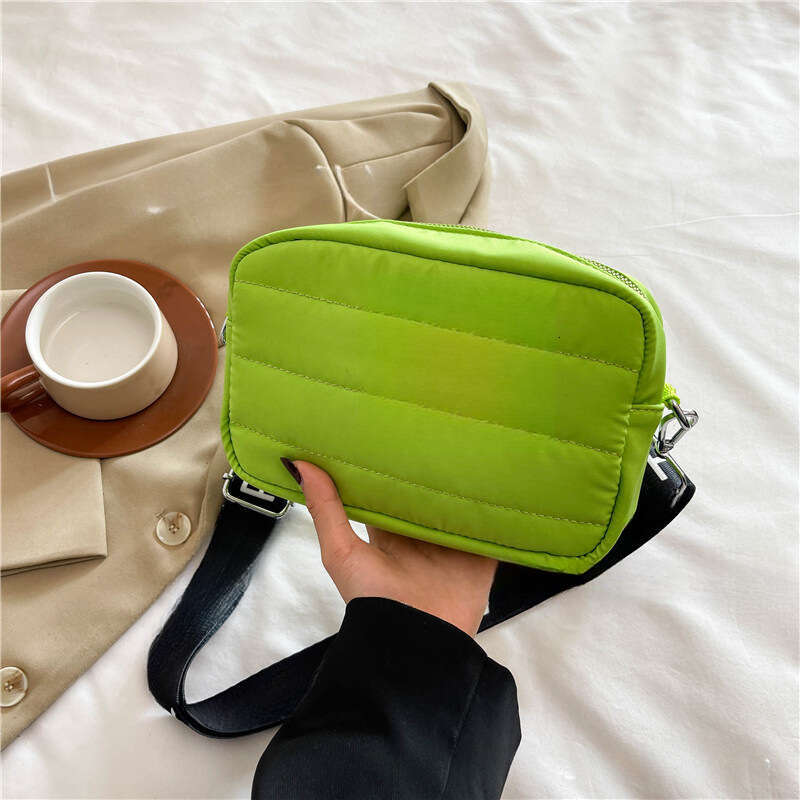 Women's Autumn Winter New Style Personality Design Pleated Solid Color Trendy Letter Small Square Crossbody Bag B5
