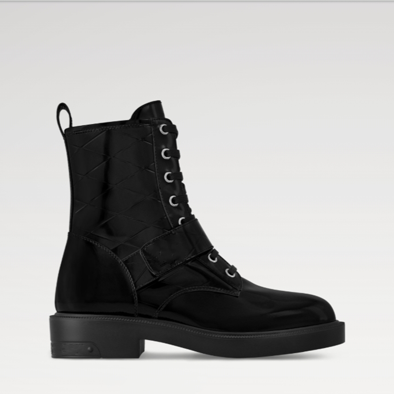 New Women's Citizen Flat Ranger Boot 1ADAYH Black Glazed calf leather Rubber outsole Twist accessory Malletage pattern signature tongue