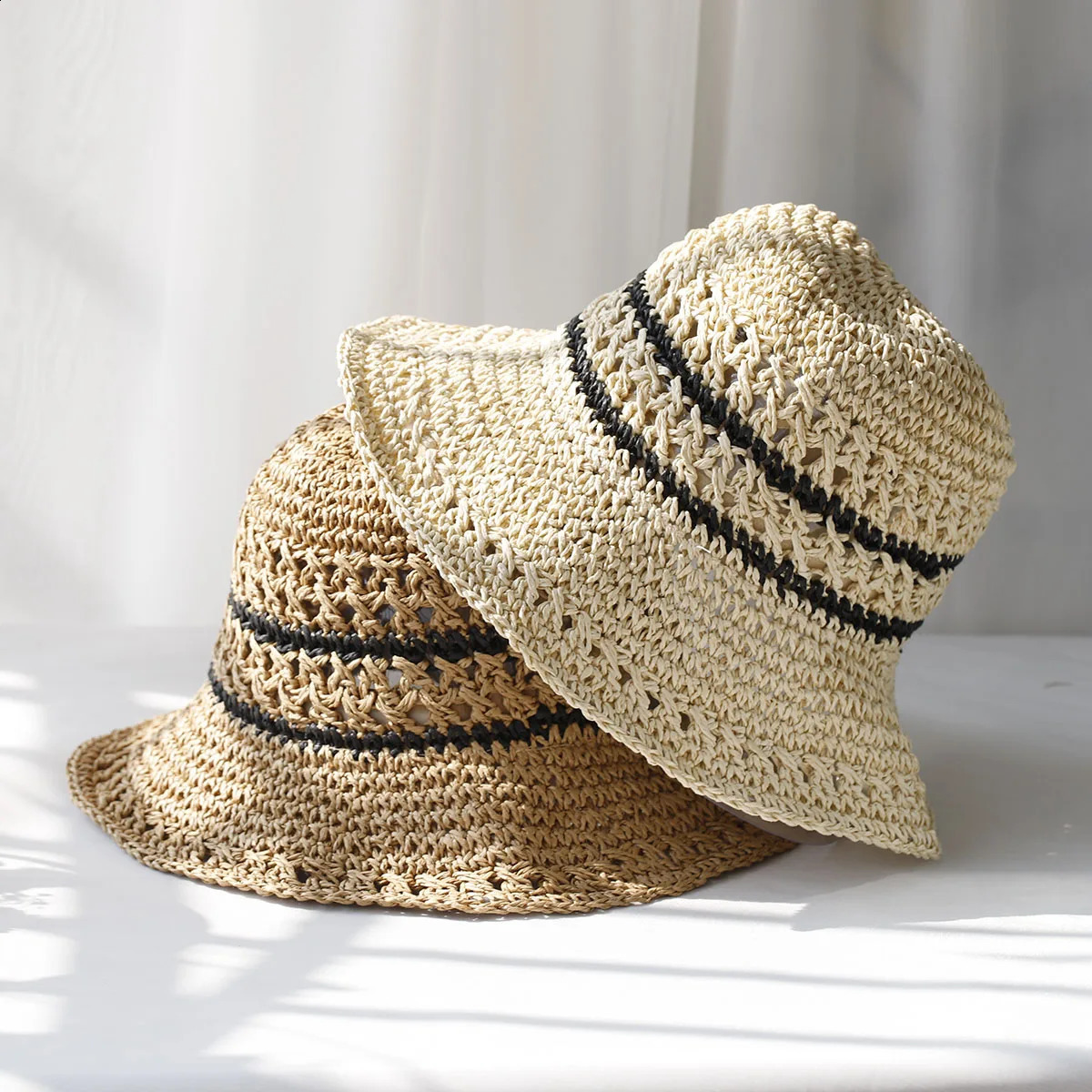 2024 Womens Straw Hats crochet hat bucket hat UV Protection Sun Visor stripe Fishermans Visors Ladies hat Women Summer hat Cap 250818
