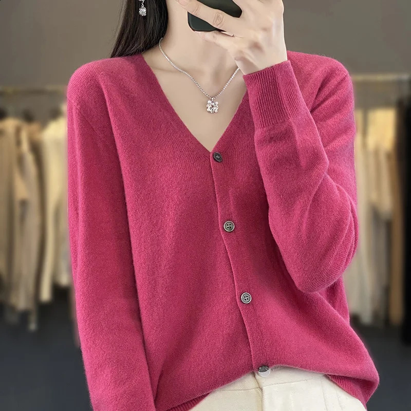 100 Merino Wool Knitted V-neck Sweater Womens Top Loose Korean Version Fashionable Versatile Autumn And Winter Cashmere Sweater250821