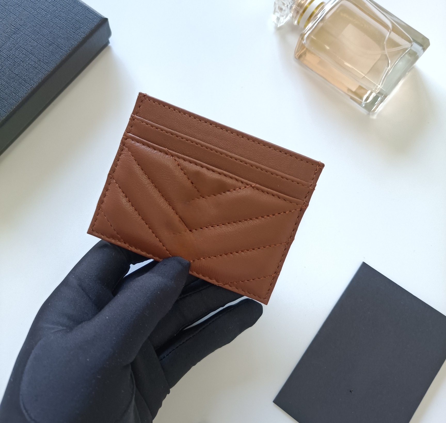 Classic Sheepskin Genuine Leather Card Holder Mini wallet for women Caviar short wallet 10.5*7.5*0.5cm Come with box