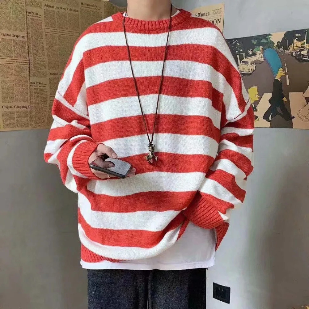Fashion Men Striped Casual Knitted Sweater Mens Korean Collage Autumn Pullover Tops Male O-Neck Oversize Sweater 250818