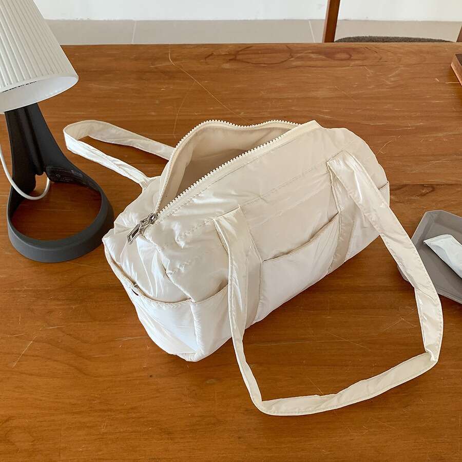 Korean Version Commuter For Women, High-End Feel, Large Capacity, New Fashionable Versatile Cloud Bag B5