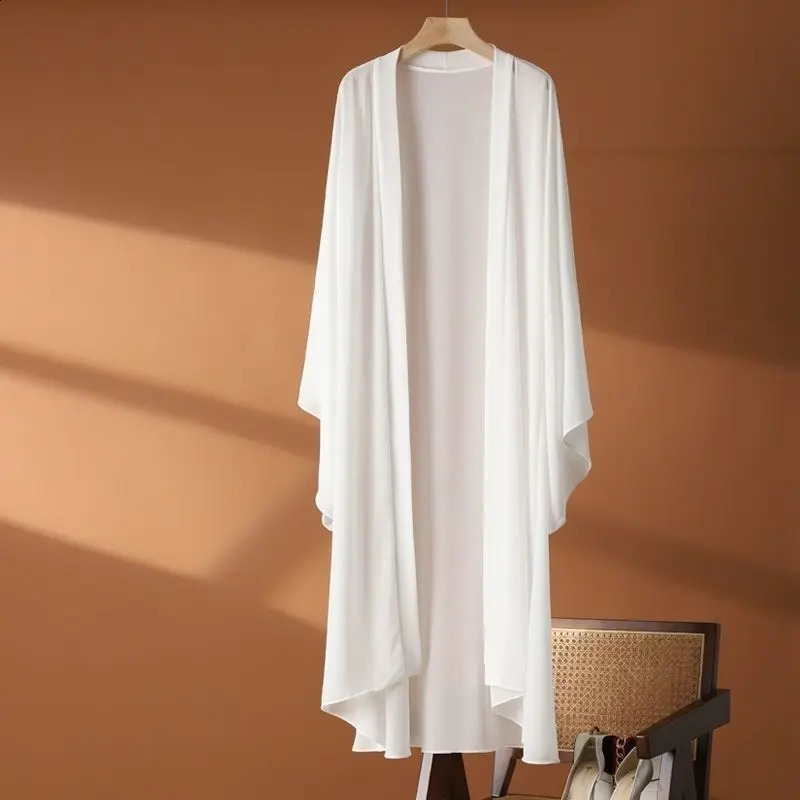 2024 Summer Sunscreen Shirt Cardigan Long Chiffon Blouse Ladies Shawl Female Outerwear Women Loose Thin Coat Jacket 250818