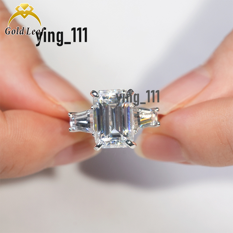 1CT 2CT 5CT Customized Elegant 925 Silver Diamond Moissanite 3-Stones Design Engagement Wedding Rings for Women