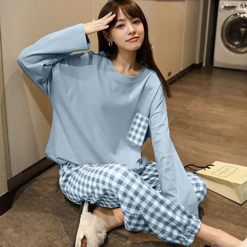 Femme 2 pièces au printemps automne et pyjama d'été pour femmes à manches longues à manches coréennes de mode décontractée.