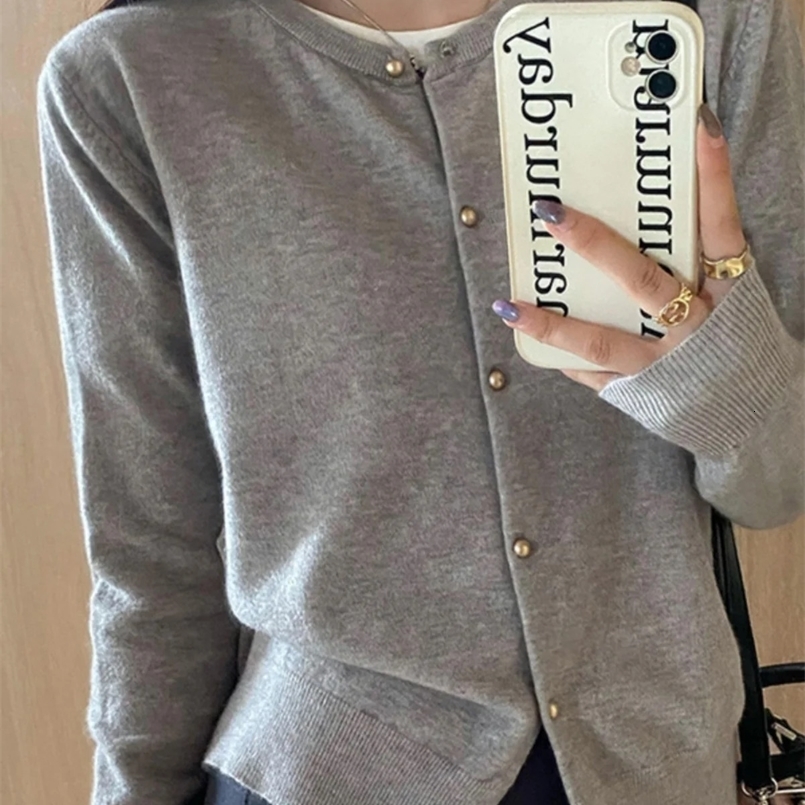 Solid Color Knitted for Women Cardigan Korean Single Breasted Long Sleeve Jumper Woman Round Neck All Match Cardigans Outwear250821