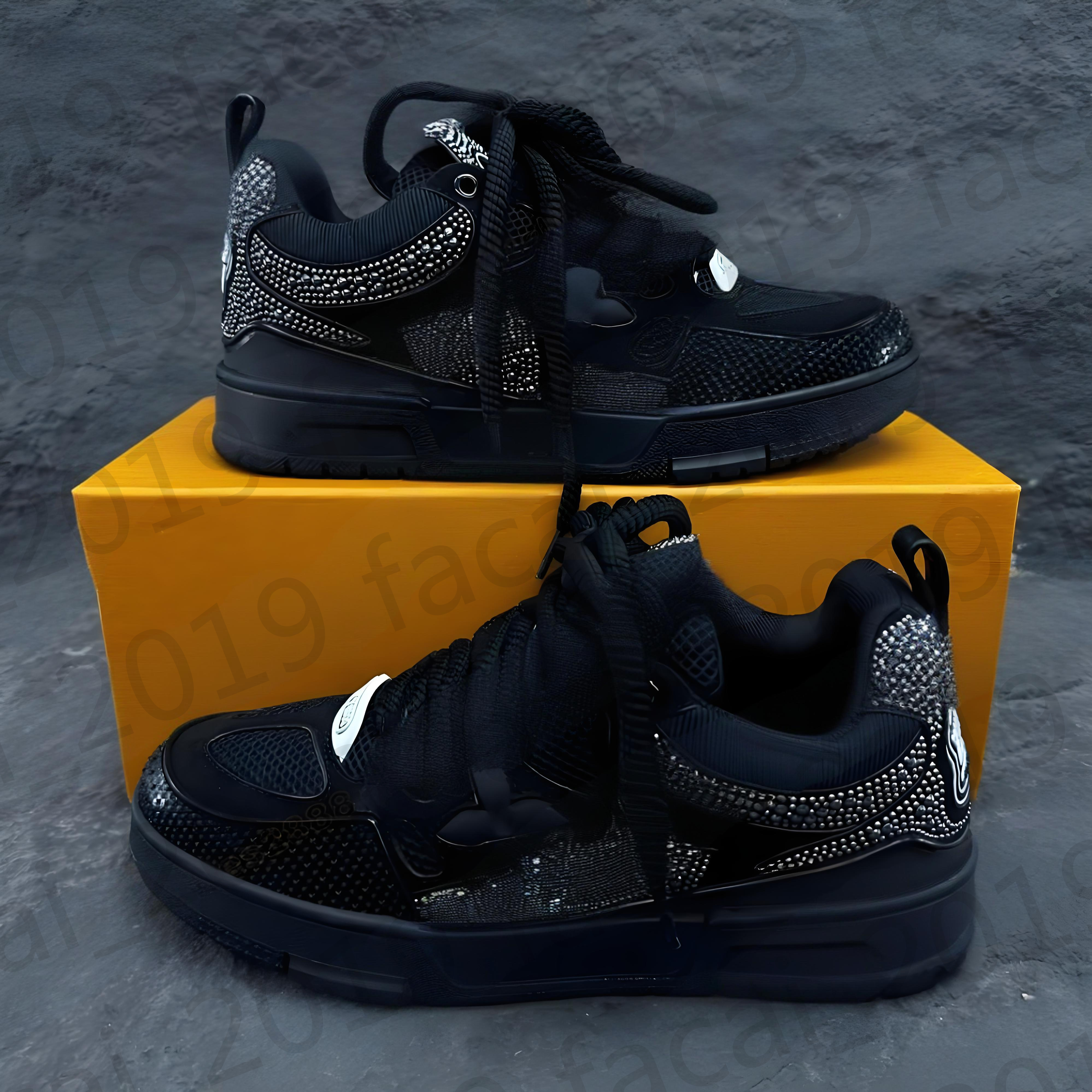 2025 Designer Skate Mens Chaussures décontractées baskets Rubber Trainers Platform sur plate-forme multicolore Chaussures de patinage à lacets 18