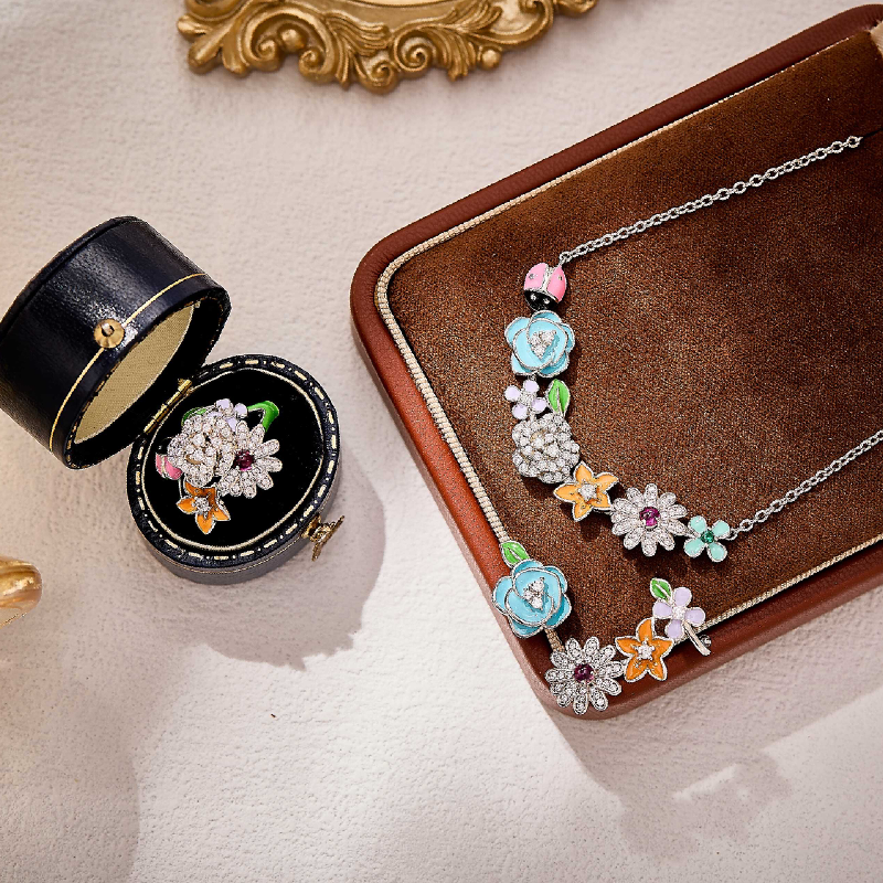 Collier de style collection de créateurs Boucles d'oreilles Incru