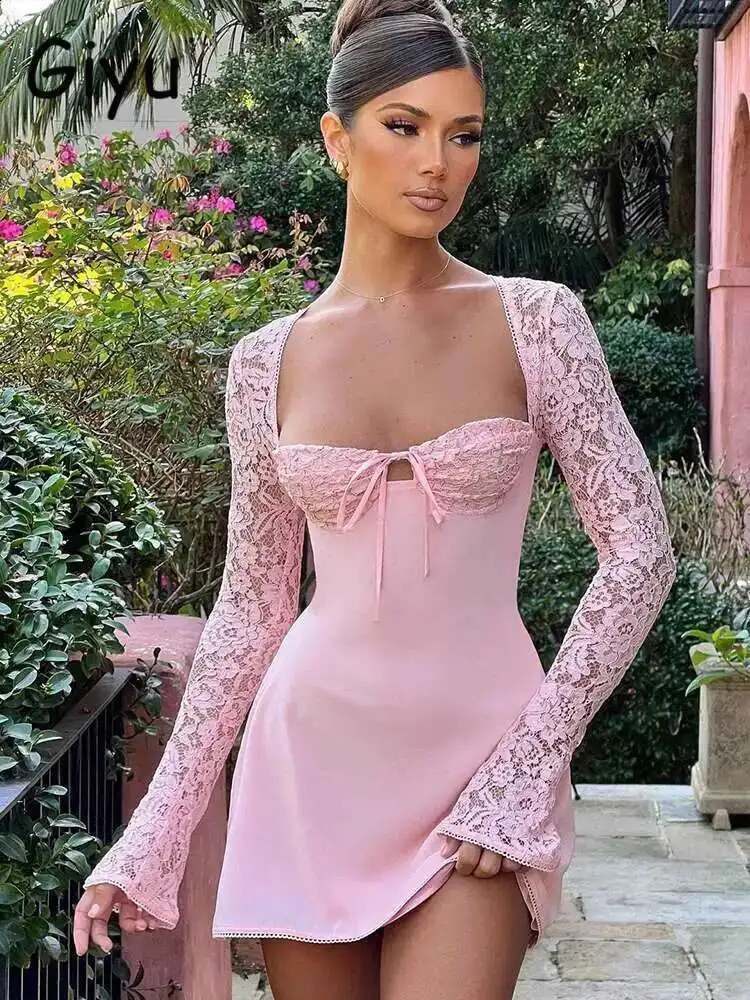 Giyu Sexy Lace Crochet Club Party Robes Femmes Automne à manches longues Lace Up Bodycon Short Mini Robe Elegant Red Robe 250823